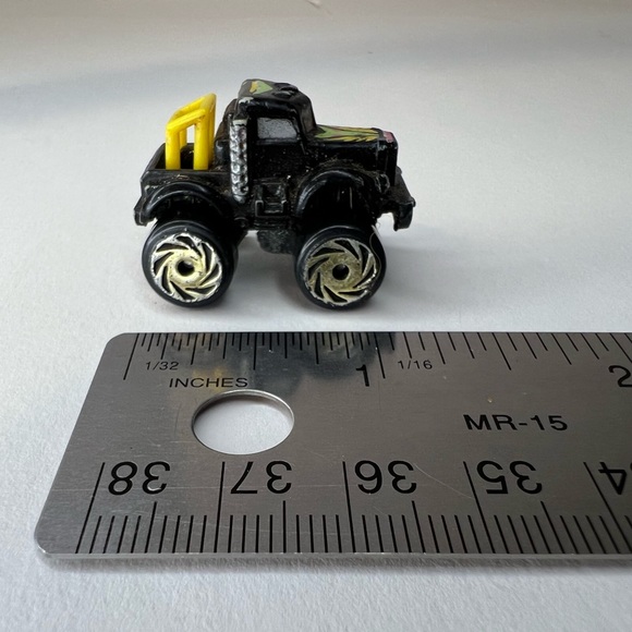 1987 Micro Machines Road Champs Black Semi Truck Cab - Picture 3 of 6